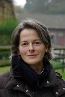 Alexandra Bresges-Jung: "Als Pensionsgestüt bleibt Zoppenbroich erhalten." www.dequia.de